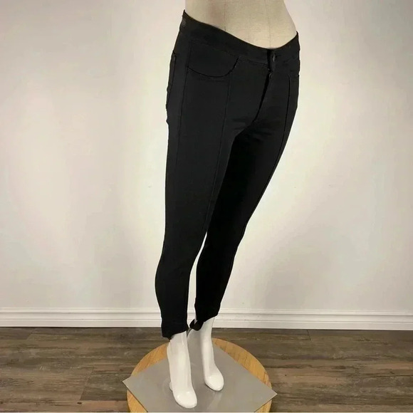 Black Women's Jeans - Picture 4 of 12